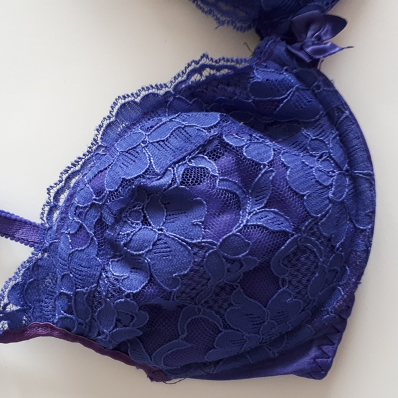 Padded Bra - Picture 2 of 6